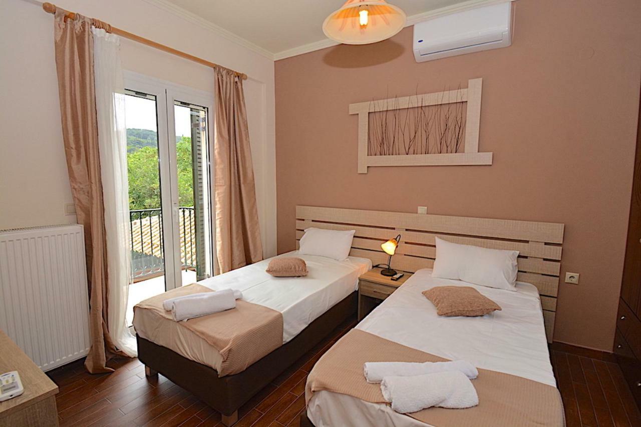 Villa Alex Sinarádes 외부 사진