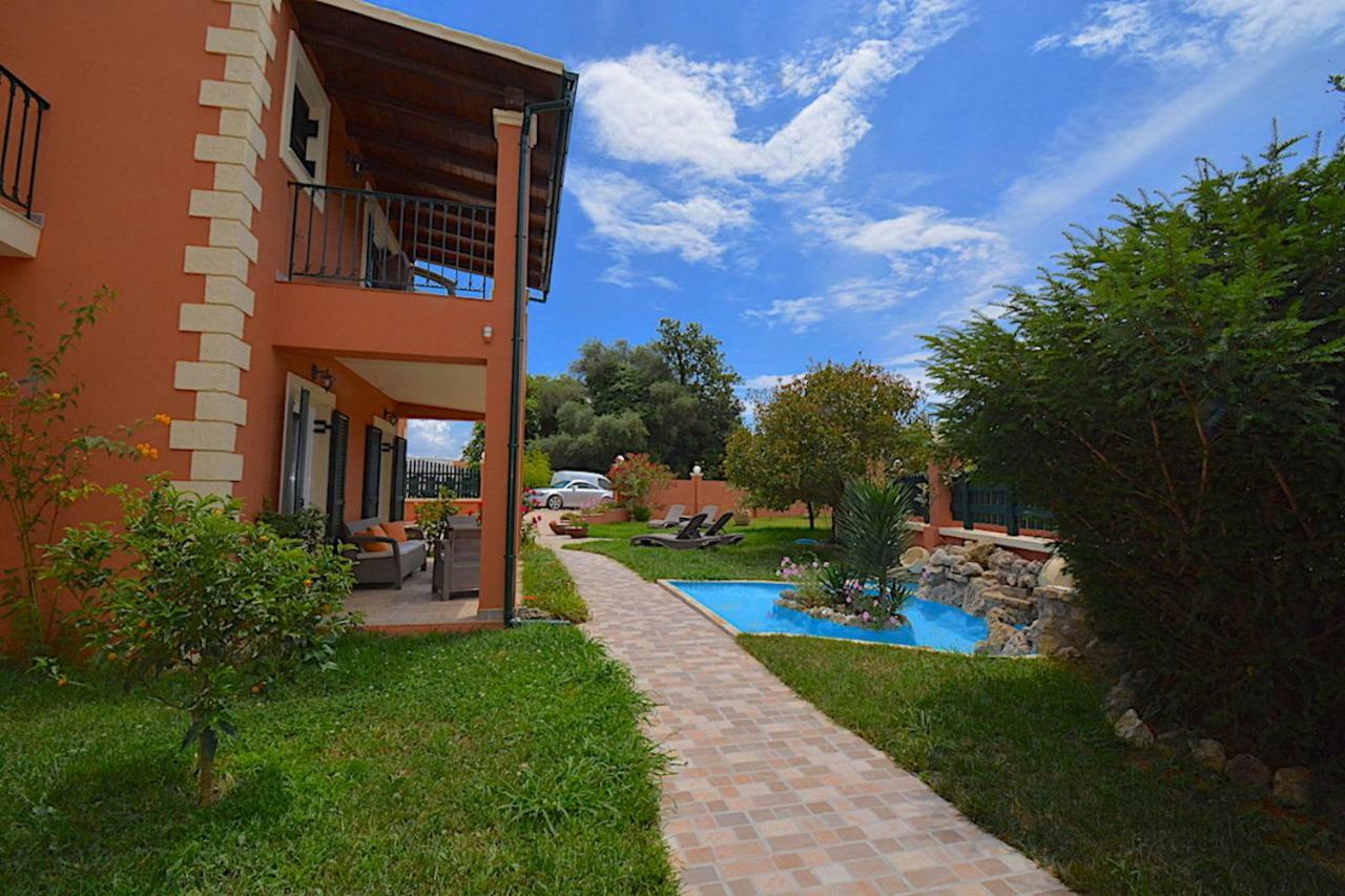 Villa Alex Sinarádes 외부 사진