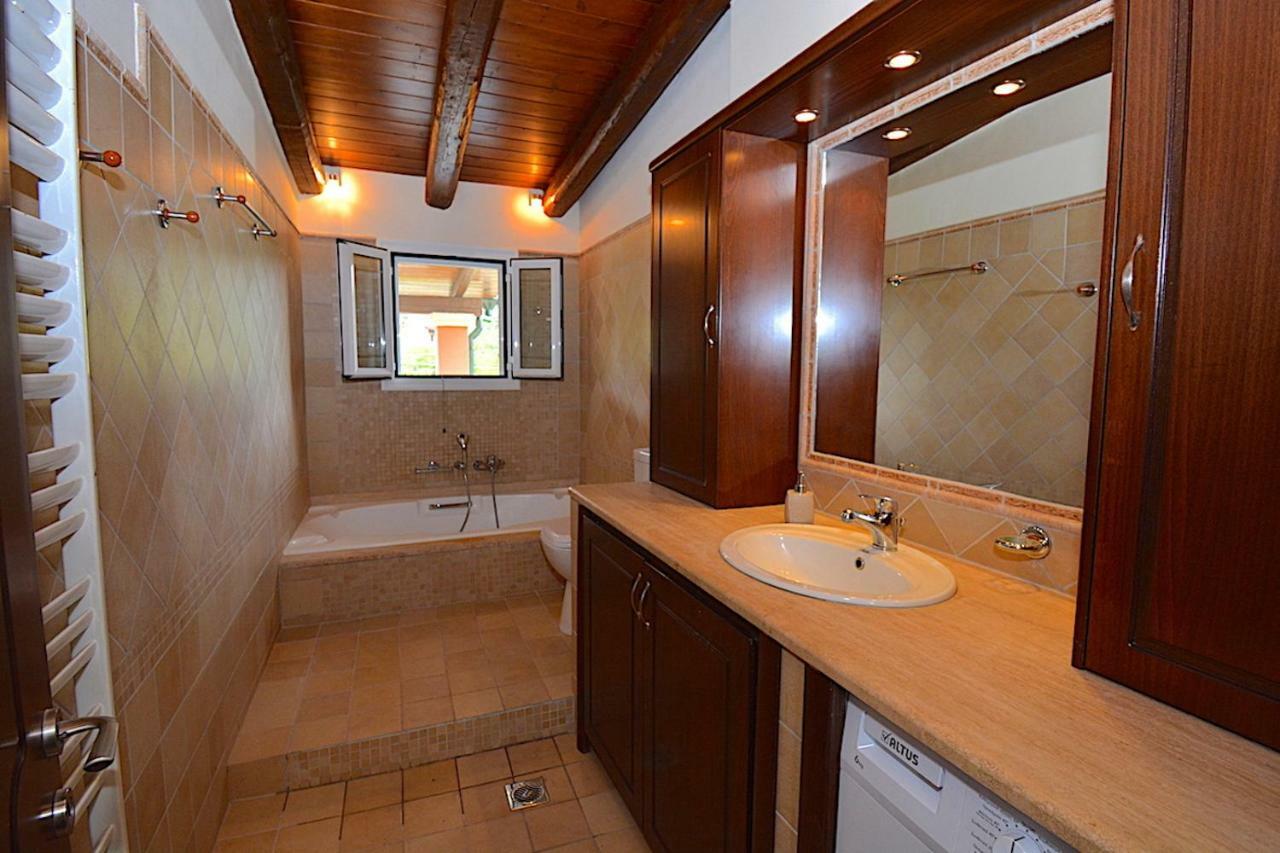 Villa Alex Sinarádes 외부 사진