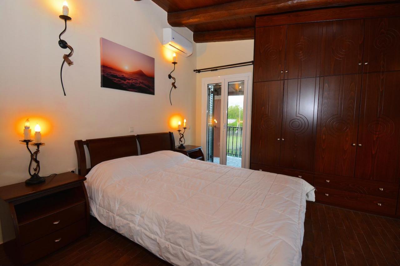 Villa Alex Sinarádes 외부 사진